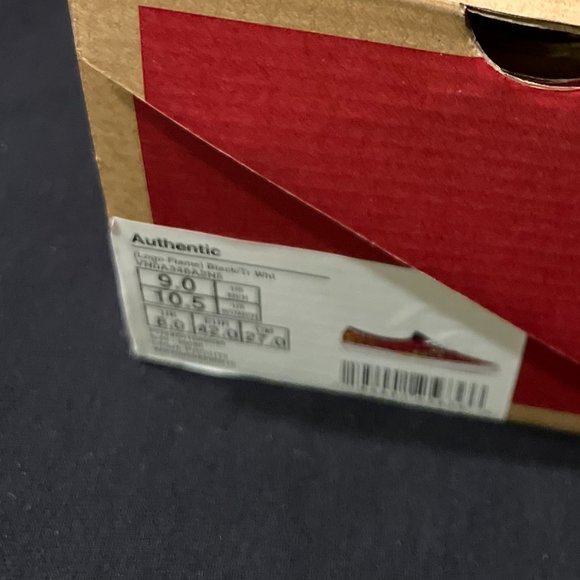 Vans - Picture 4 of 4